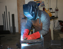 Fabrications spéciales Personne équipé pour des fabrications spéciales