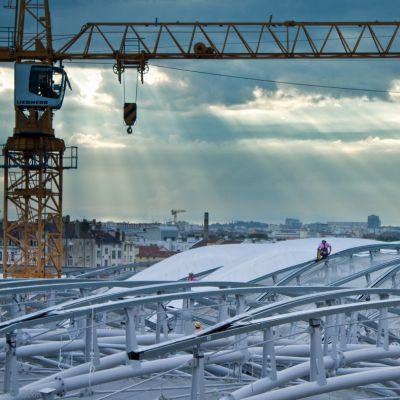 membrane tendue en travail en hauteur et travaux sur corde