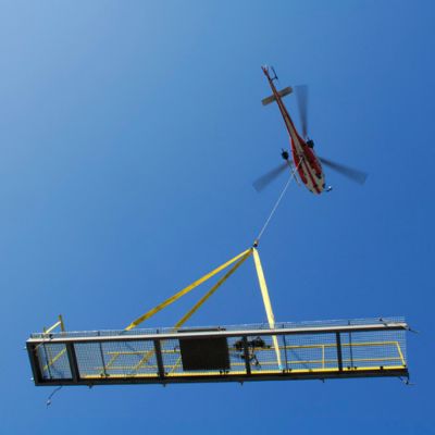 Levage de charges lourdes par héliportage au stade de Metz